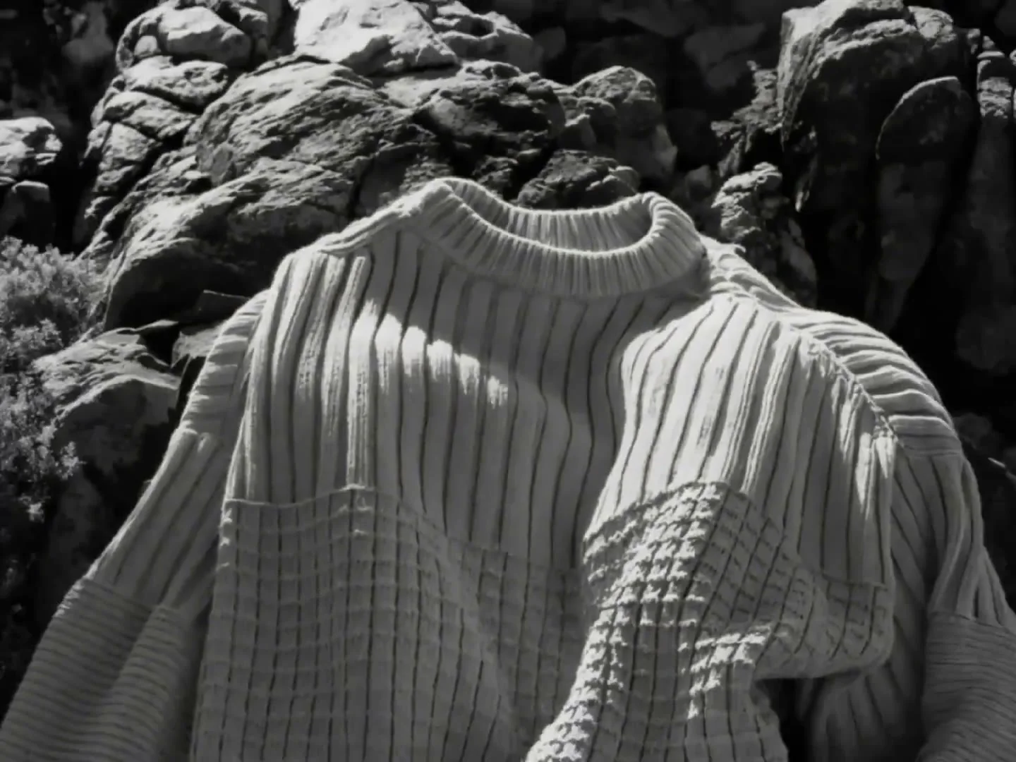 April Knit Studio, the brand and the site in motion